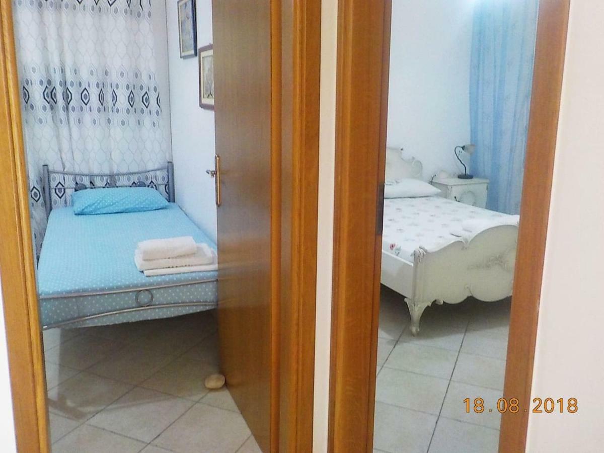 Independent Agapitos Apart , 2Bdrm, Private Patio Naxos City Eksteriør billede